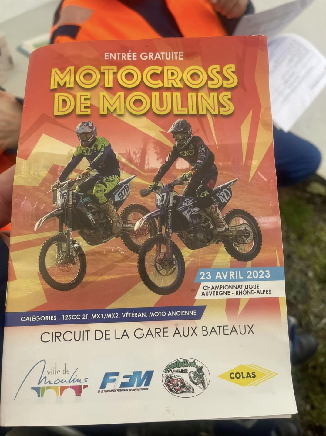 Lire la suite à propos de l’article Motocross de Moulins
